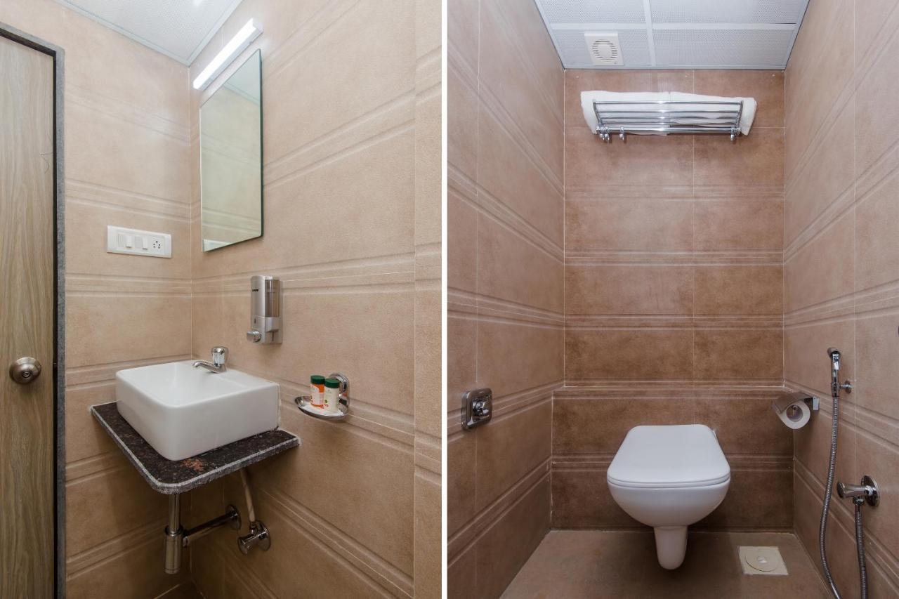 Oyo 14056 Golden Arch Hotel Мумбай Екстериор снимка